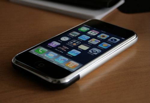 http://gk.lka.hu/wp-content/2008/04/iphone.jpg